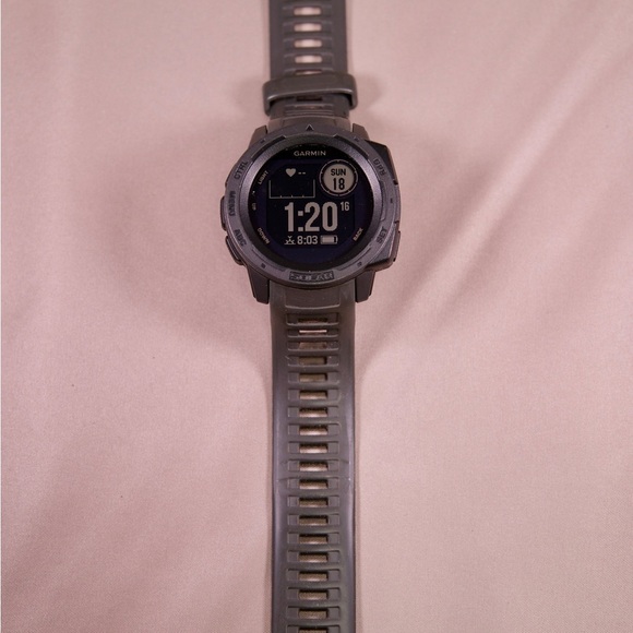Garmin Black Instinct Solar Smartwatch - Picture 4 of 5